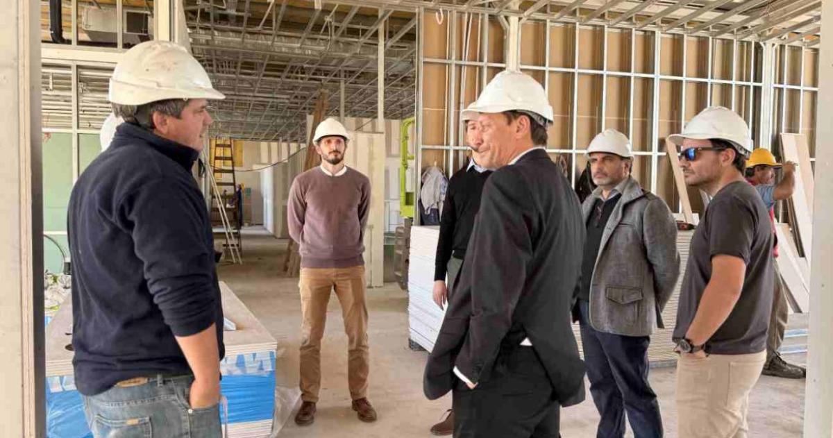  Son condiciones reales para enseñar y aprender destacó sobre los proyectos estratégicos
