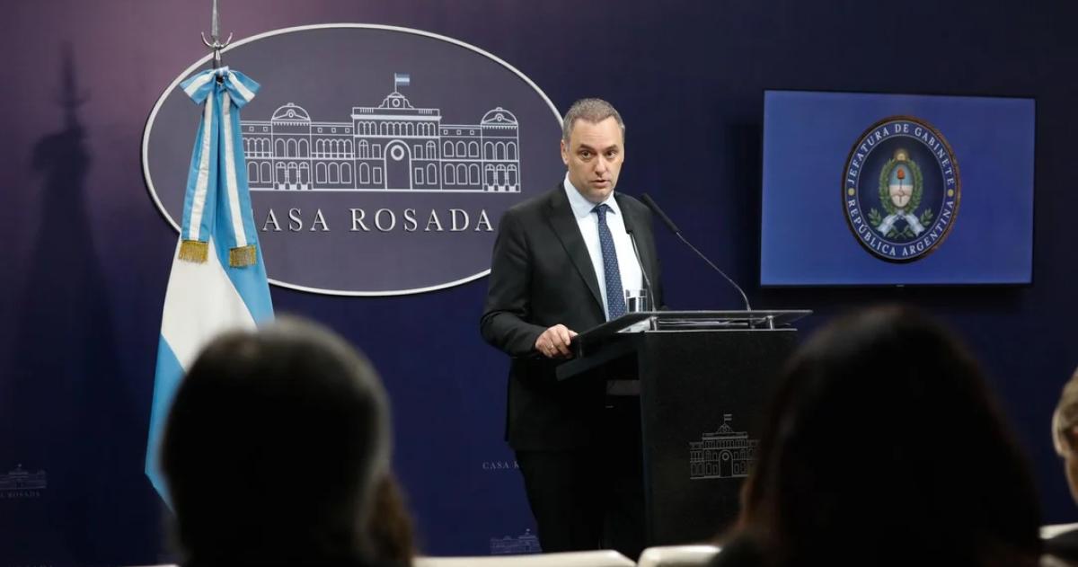 Manuel Adorni jefe de Gabinete