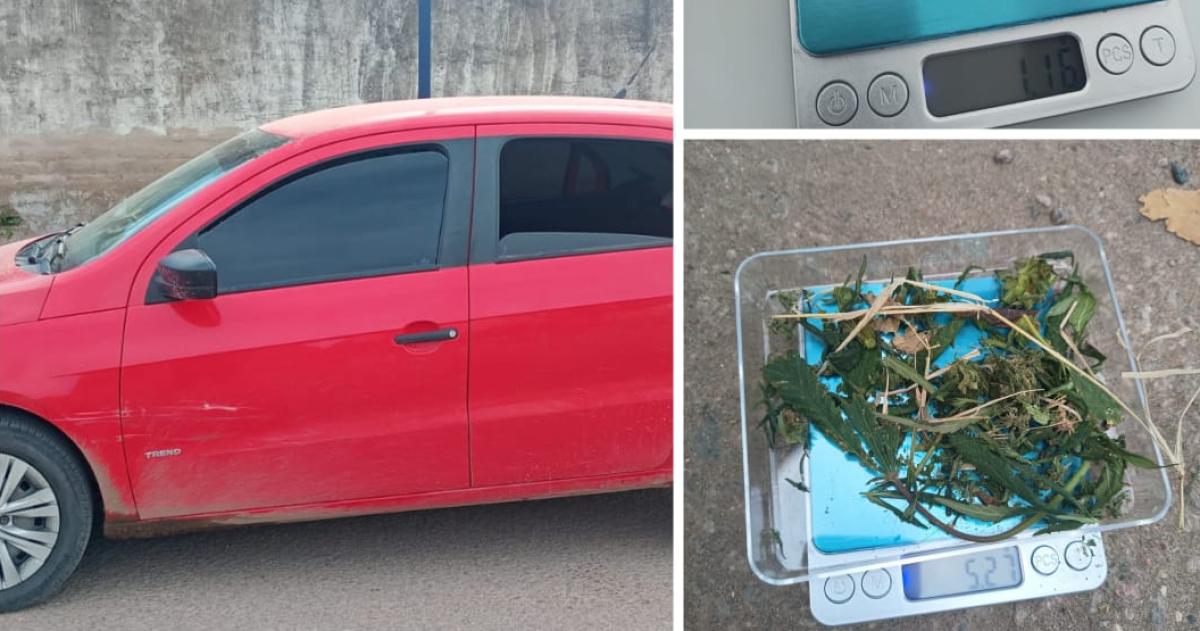 El auto y los restos de marihuana secuestrados por la policía