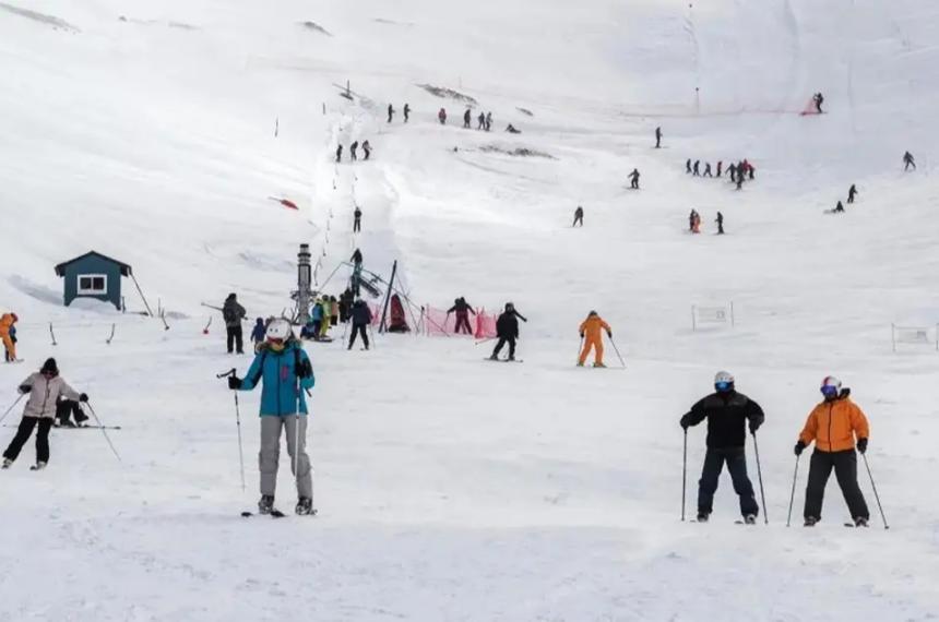 Se presume una muy buena temporada invernal en los centros de esquí