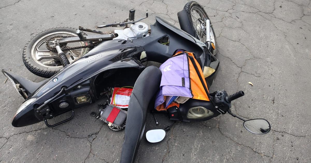 El joven circulaba en una moto de 110 cc