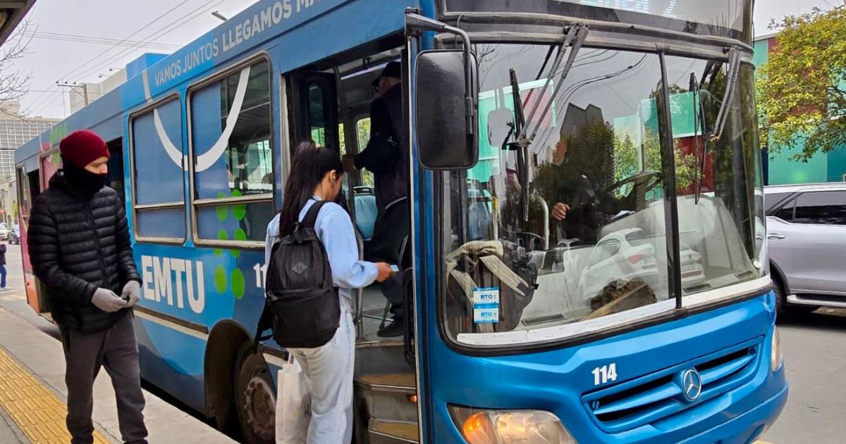 El servicio del EMTU incorporó nuevas formas de pago y c�maras de seguridad