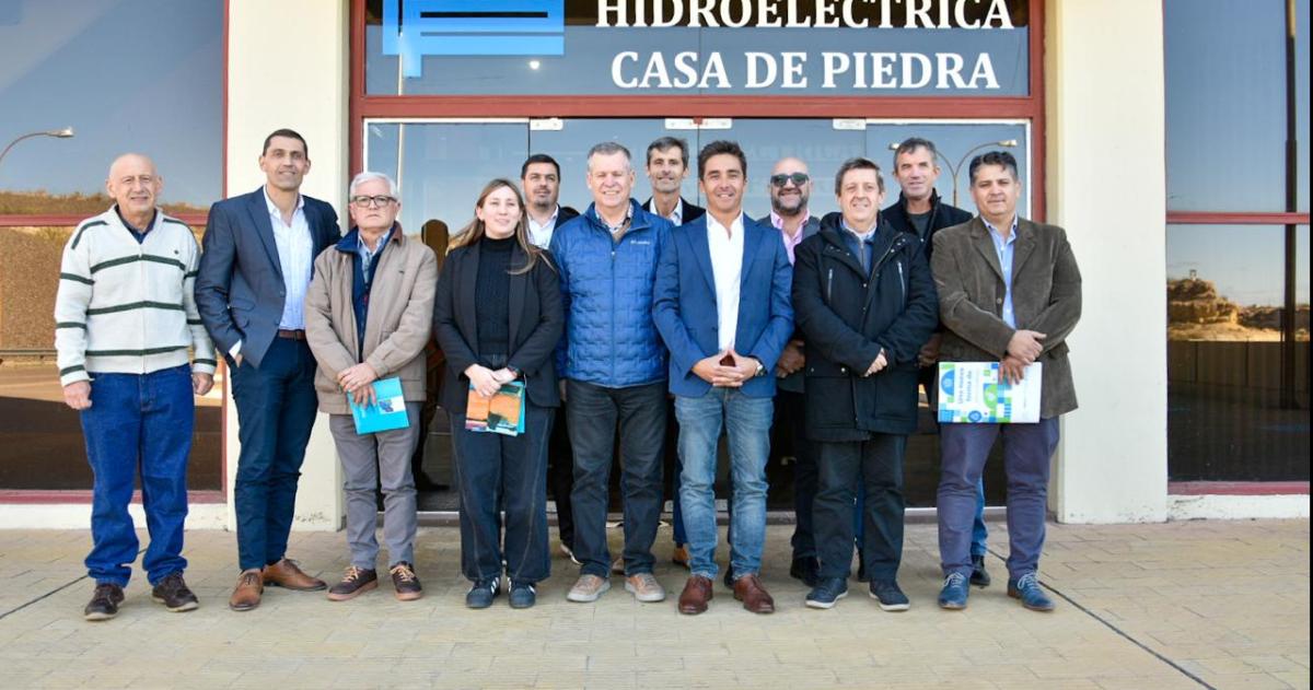 El encuentro fue encabezado por el ministro de Obras y Servicios P�blicos Alfredo Intronati
