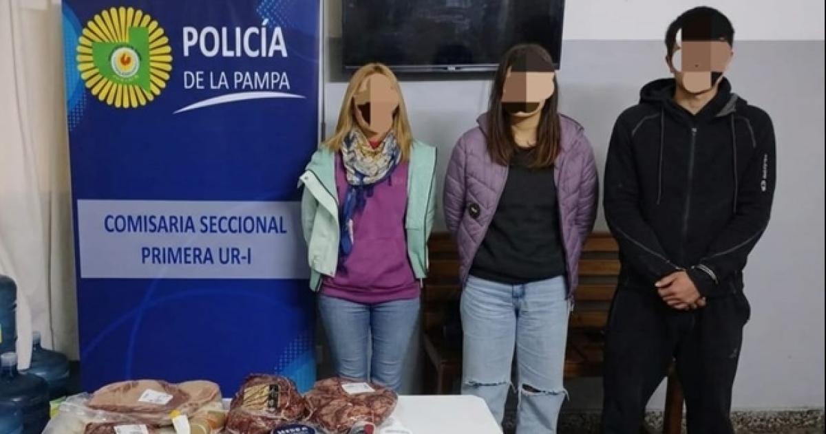 Los trees sospechosos fueron detenidos por personal de la Seccional Primera