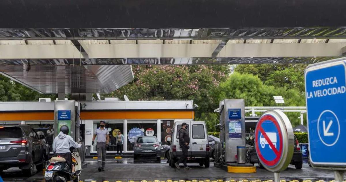 YPF se re�ne este lunes con las petroleras para tomar medidas