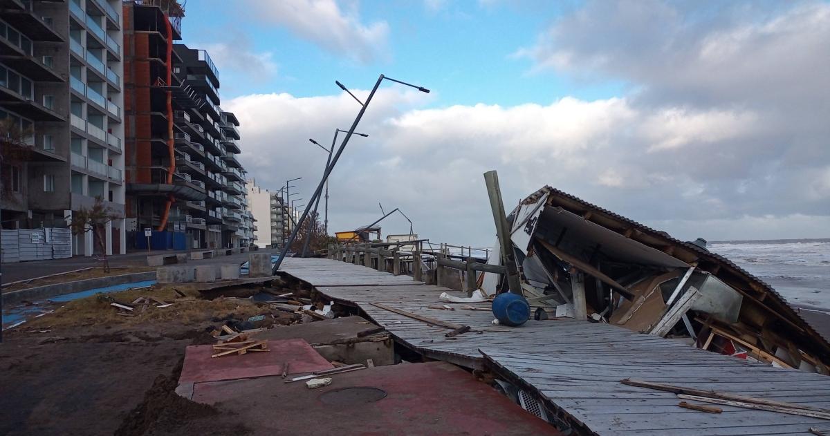 Los daños en la rambla de Monte Hermoso