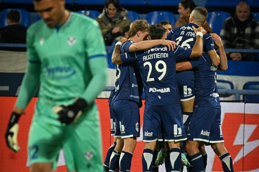 Gimnasia eliminó a Vélez y visitar� a River en el Monumental