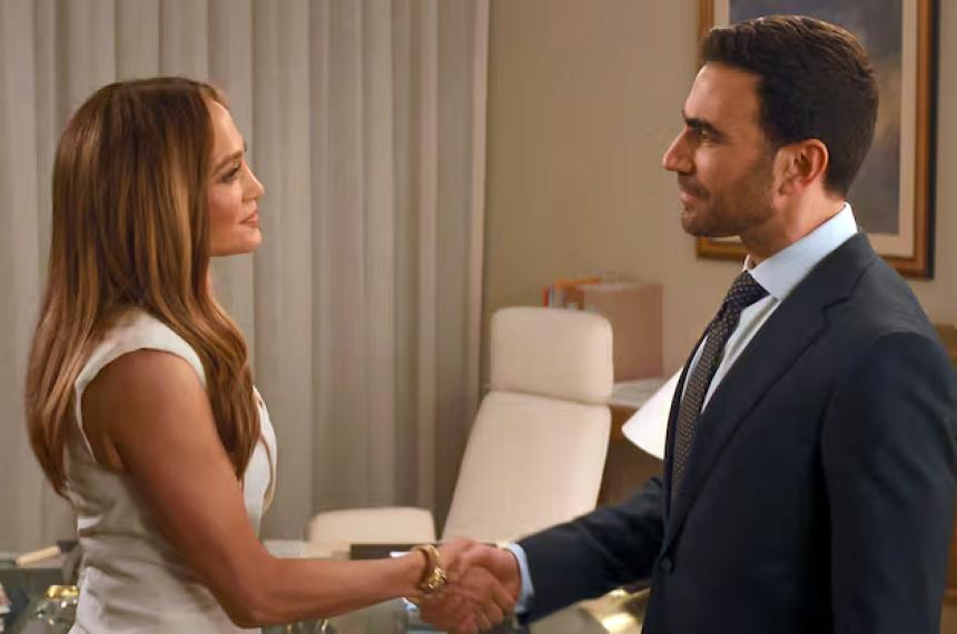 La película fue concebida exclusivamente para Jennifer López una condición esencial de los guionistas Brett Goldstein y Joe Kelly