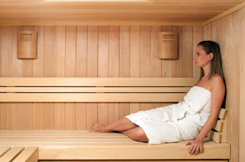 Un estudio finlandés revela que una sesión de sauna de 30 minutos produce un aumento temporal de glóbulos blancos en la sangre fortaleciendo moment�neamente el sistema inmunitario