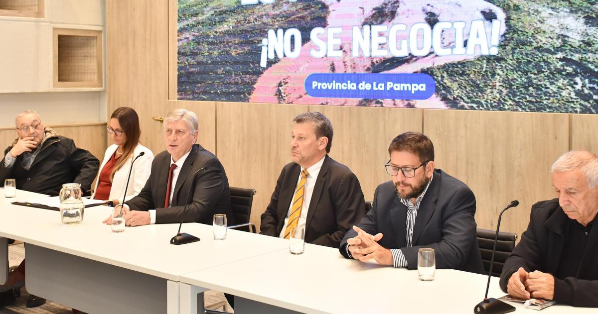 La presentación p�blica del amparo colectivo ambiental