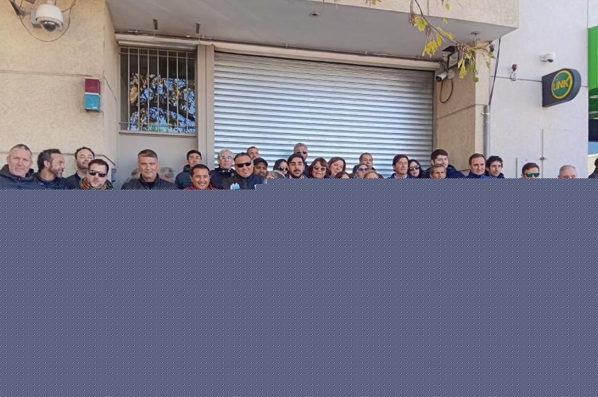 La Asociación Bancaria lleva adelante este martes un paro nacional en el Banco Hipotecario y en el Banco Central de la Rep�blica Argentina (BCRA)