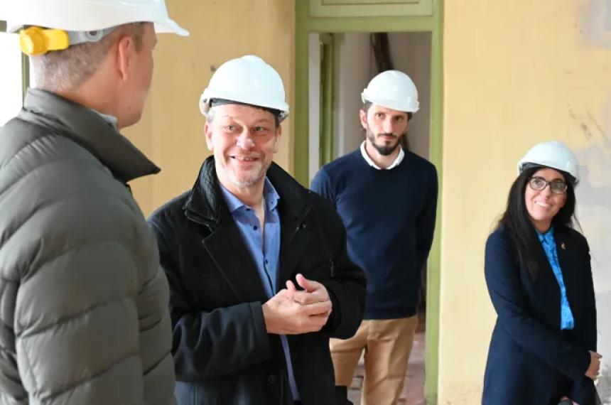 La obra se inició en el rectorado de Oscar Alpa  Tuvo un costo de 602 millones de pesos