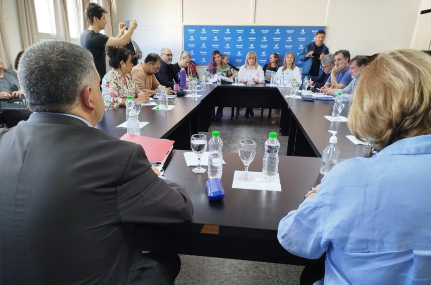 Una de las reuniones de la paritaria docente en La Pampa