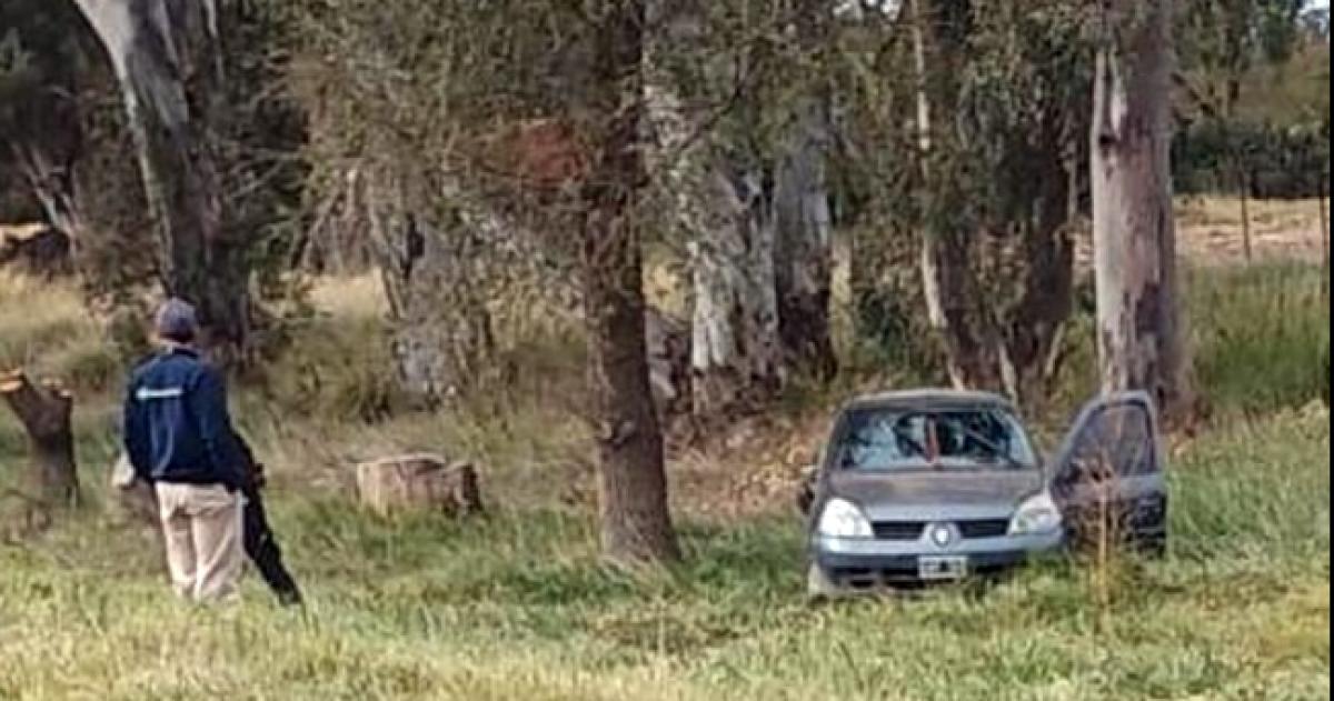 Los ocupantes del Renault Clio no sufrieron heridas de consideración