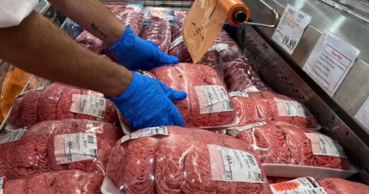 Las carnicerías de barrio enfrentan desafíos por la baja en el consumo la competencia con supermercados y los altos costos fijos