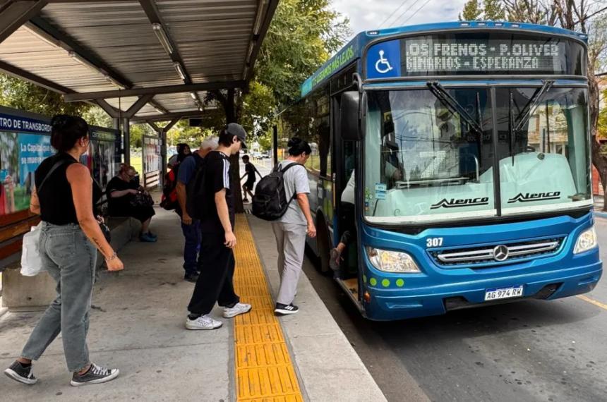 El boleto de colectivo aumentaría un 15-en-porciento-