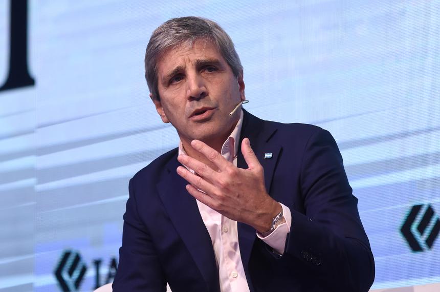El ministro de Economía Luis Caputo