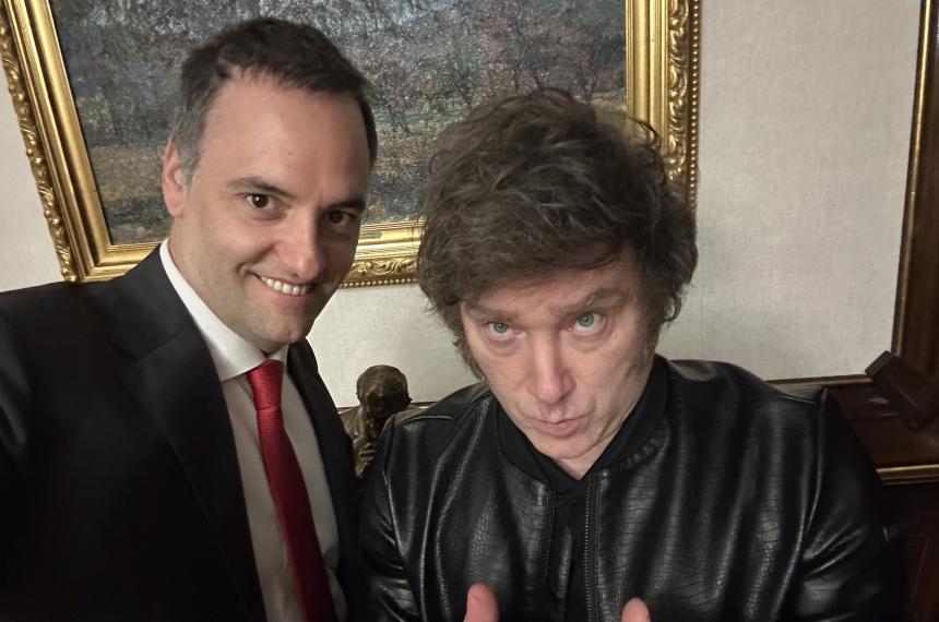 Manuel Adorni y Javier Milei