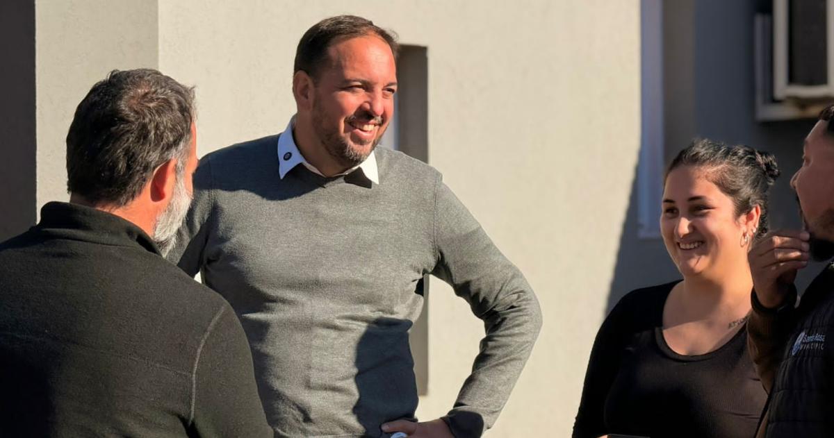 El intendente conversó con los vecinos y anunció obras de asfalto