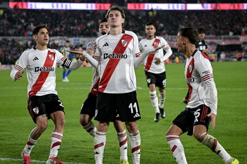 Colidio festeja su gol el de la clasificiación a la final