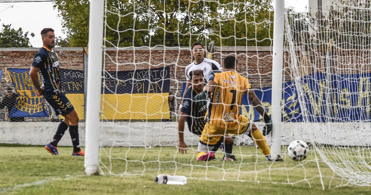 El cl�sico santarroseño se juega en el Mateo Calderón