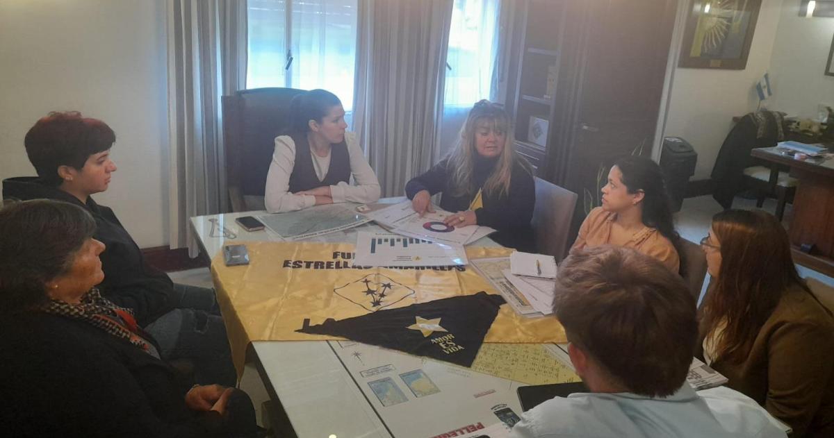 Estrellas Amarillas se reunió con autoridades de Pellegrini