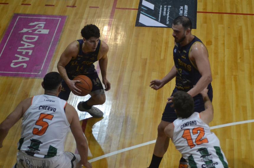 Dasso fue decisivo en los minutos finales para la victoria Auriazul