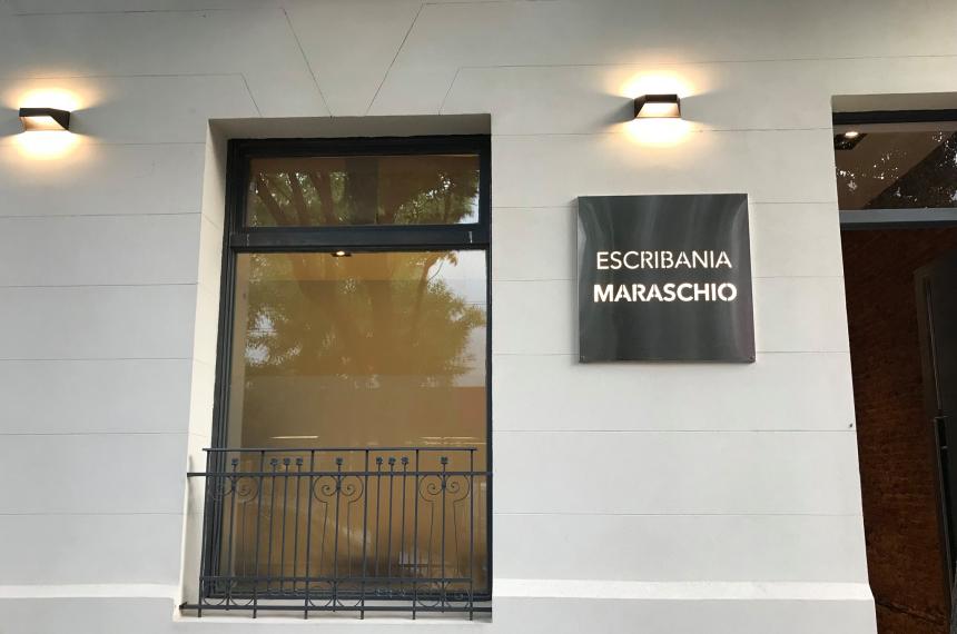 Durante décadas ejerció como escribano p�blico en la ciudad