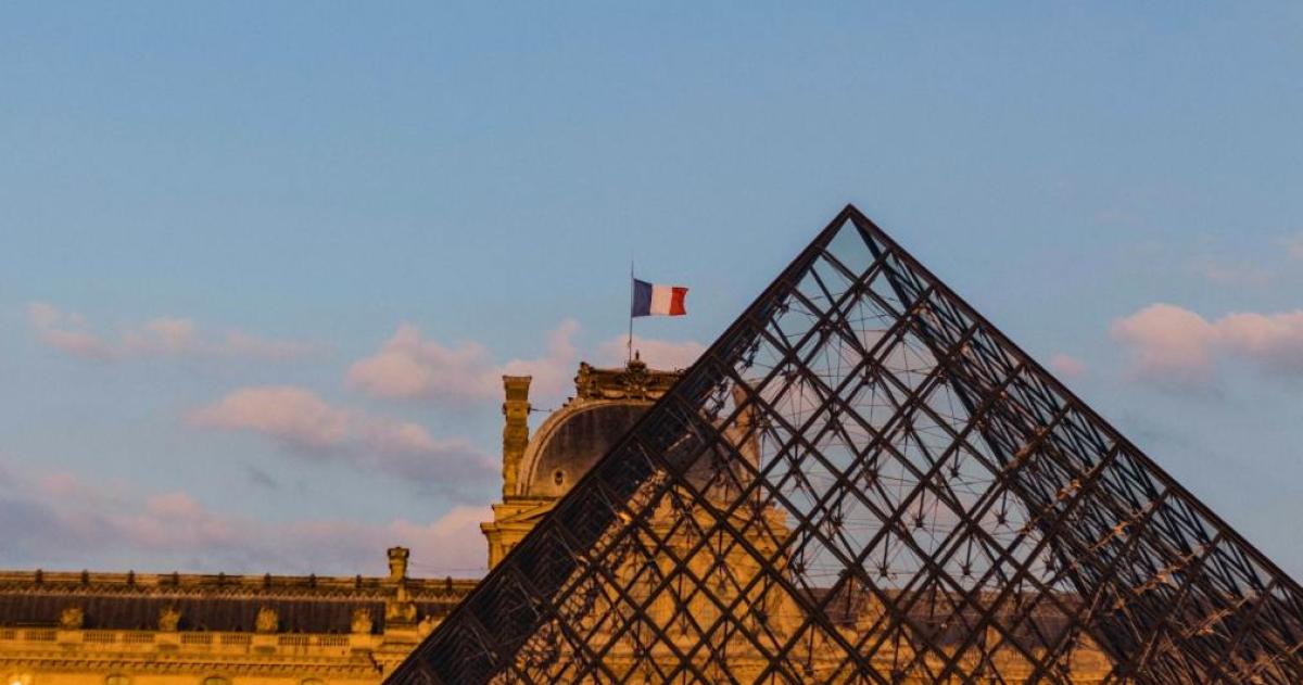 París redefine al Louvre- nueva entrada monumental y espacio exclusivo para la Mona Lisa