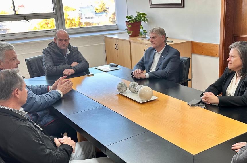 El gobernador y la ministra de la Producción recibieron a los directivos del consorcio CINLAP y al intendente