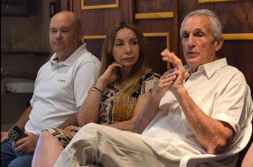 Los diputados Maximiliano Aliaga y Sandra Fonseca y el presidente de CO Juan Carlos Tierno