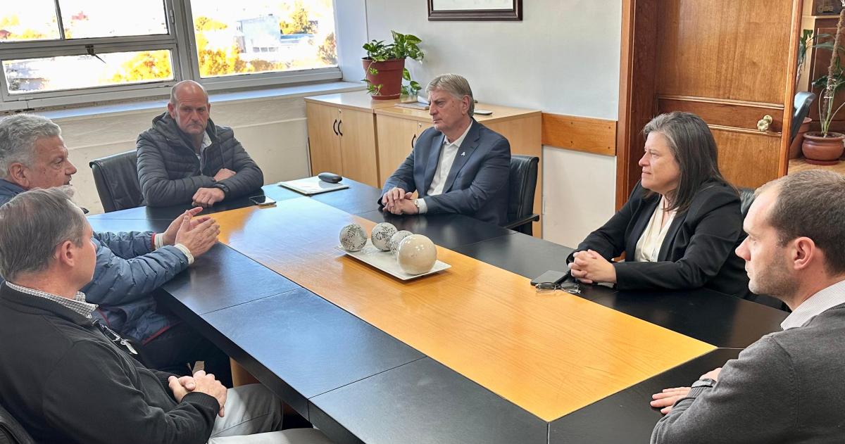 El gobernador y la ministra de la Producción recibieron a los directivos del consorcio CINLAP y al intendente