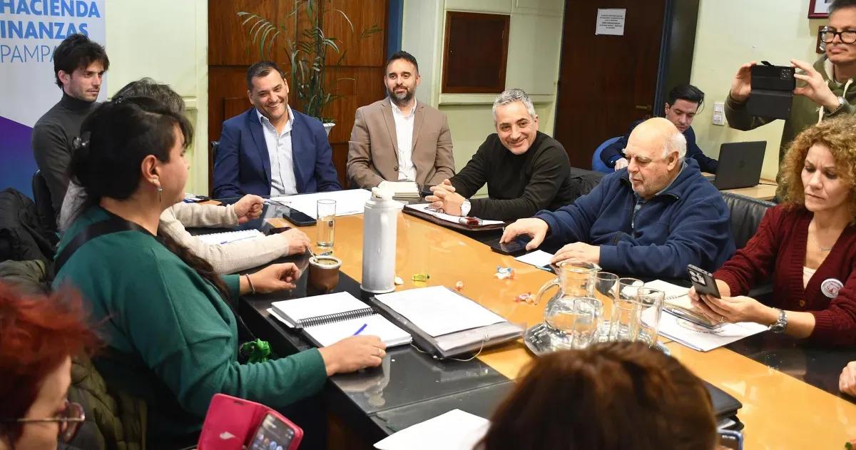 Este miércoles por la mañana se vuelve a reunir la paritaria estatal