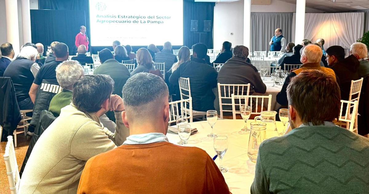 El encuentro sirvió para inaugurar la Sala de Presidentes