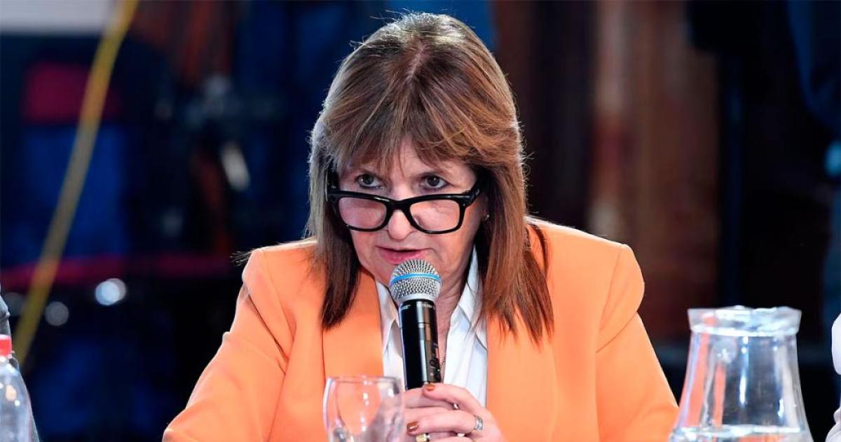 Bullrich apuró su declaración jurada y redobló la presión sobre Adorni en plena tormenta política