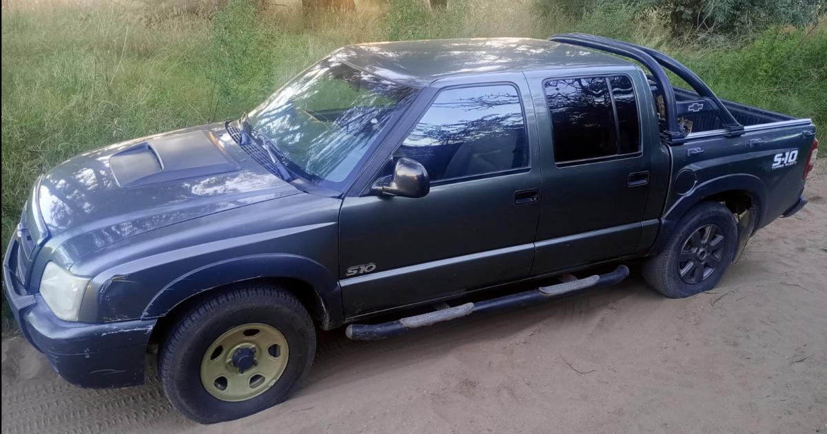 La camioneta secuestrada por la Policía