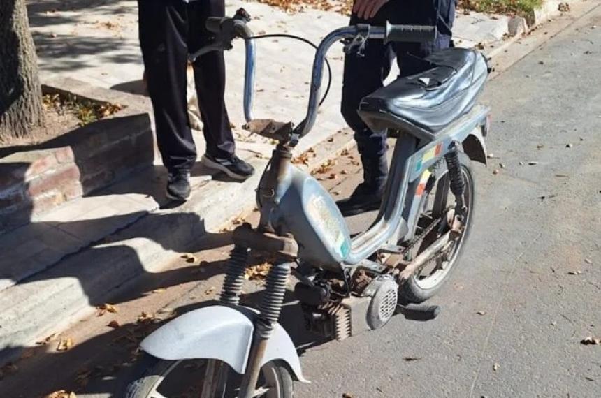 La moto robada era conducida por un menor y fue demorado