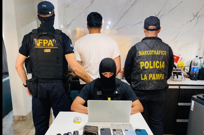 Un operativo iniciado en Luiggi derivó en la detención de cuatro personas en Córdoba