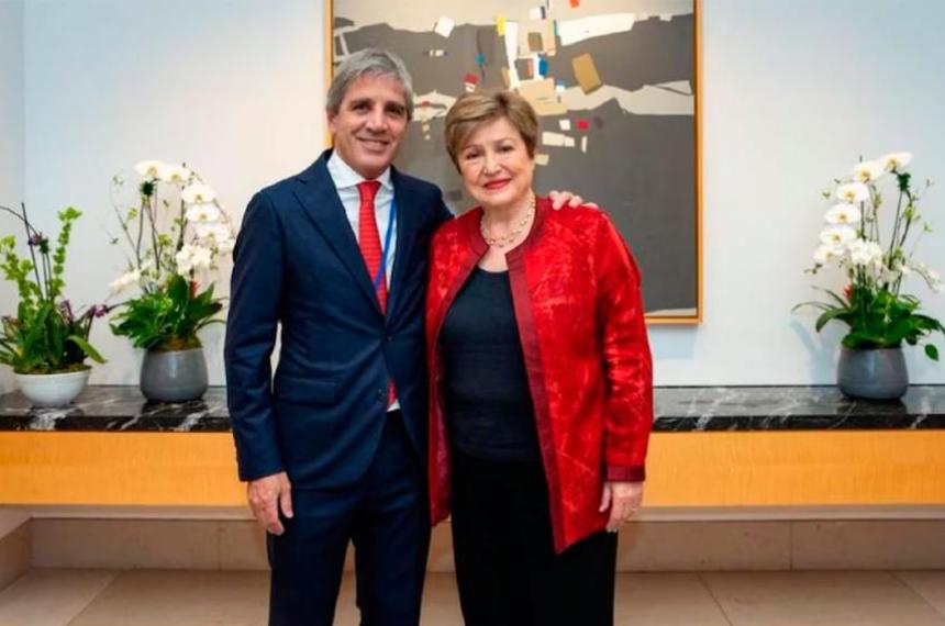 El FMI respaldó el plan económico de Milei pero pidió avanzar con reformas tributaria y previsional