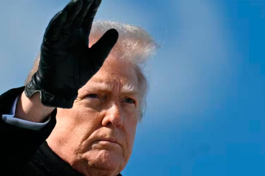 Donald Trump volvió a publicar archivos secretos sobre ovnis y fenómenos aéreos extraños