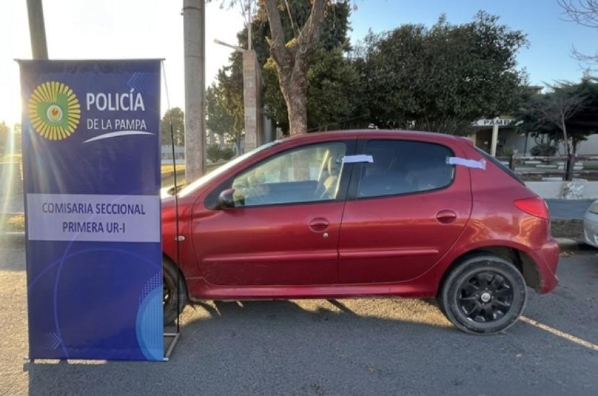El Peugeot 206 fue secuestrado por personal de la Seccional Primera