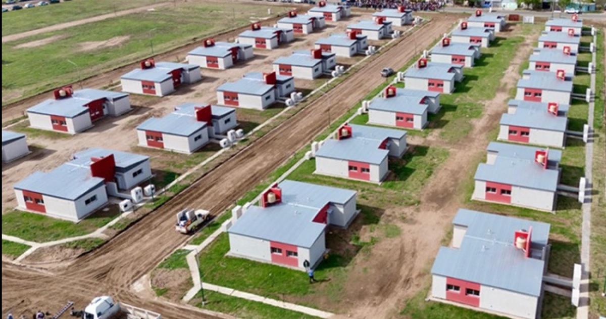 Las viviendas desadjudicadas y las intimaciones corresponden a 10 localidades de la provincia