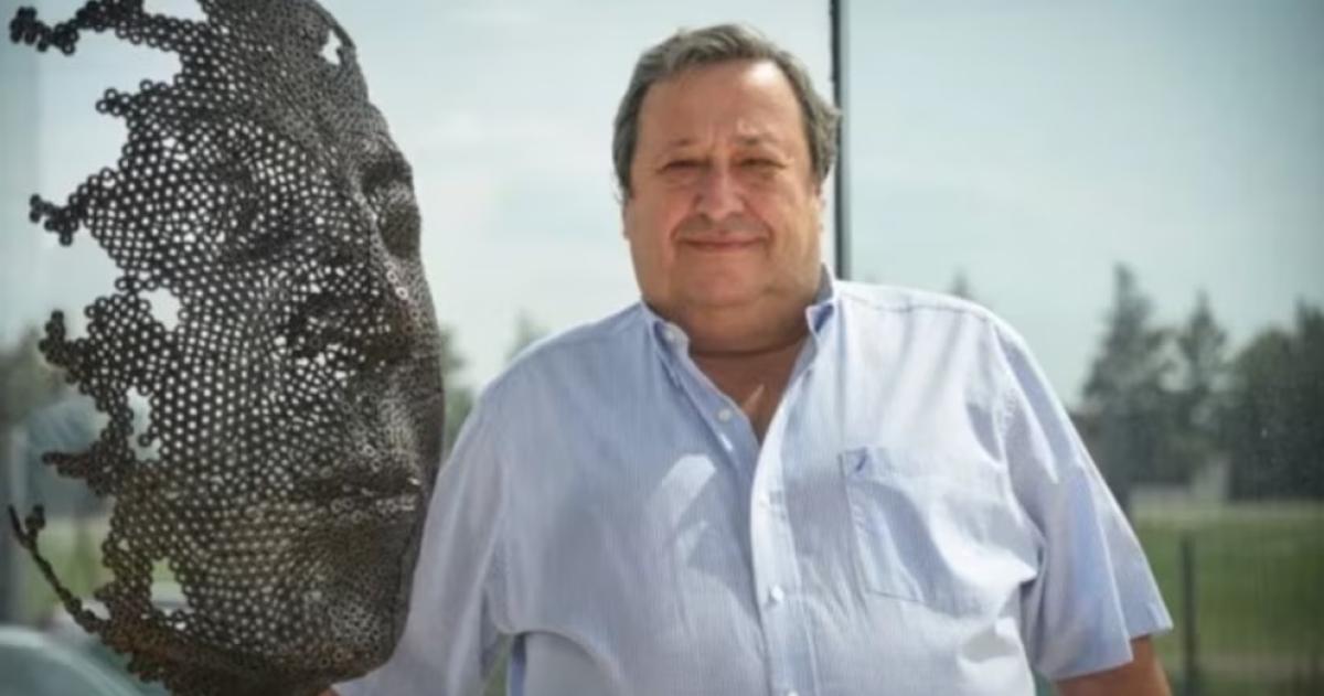 El empresario había solicitado que reparen el camino pero no obtuvo respuesta lo hizo por sus medios y hace pocos días Vialidad lo intimó