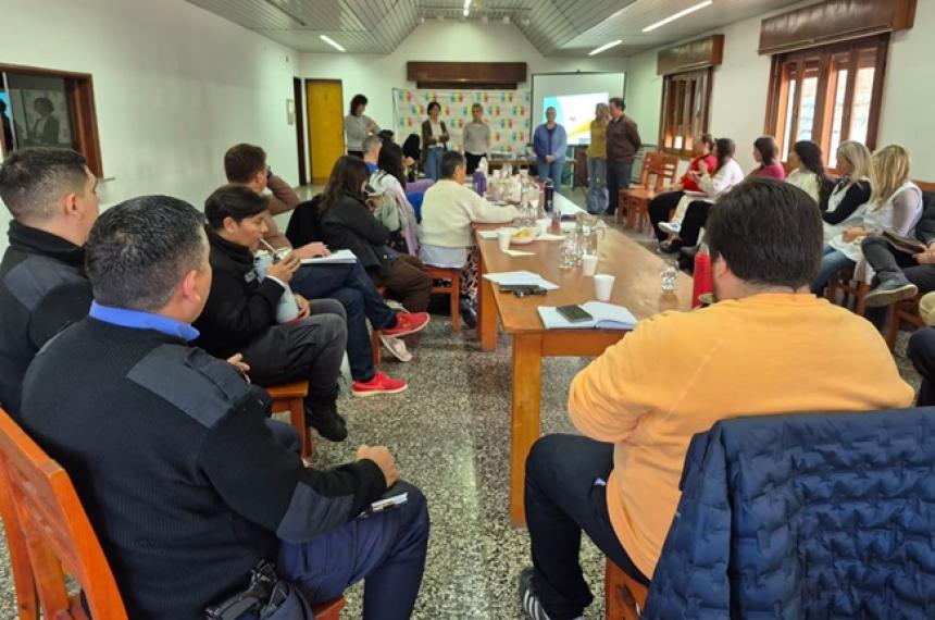La actividad fue organizada por el Ministerio de Seguridad y Justicia y la Subsecretaría de Salud Mental del Ministerio de Salud