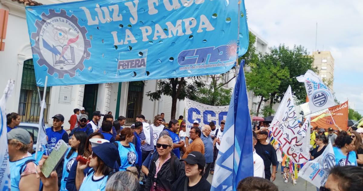 El sindicato señaló que hay déficit de trabajadores en sectores sensibles como Líneas de Alta Tensión y Estaciones Transformadoras