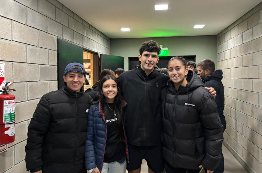 La pampeana junto al Rey Arturo Coello