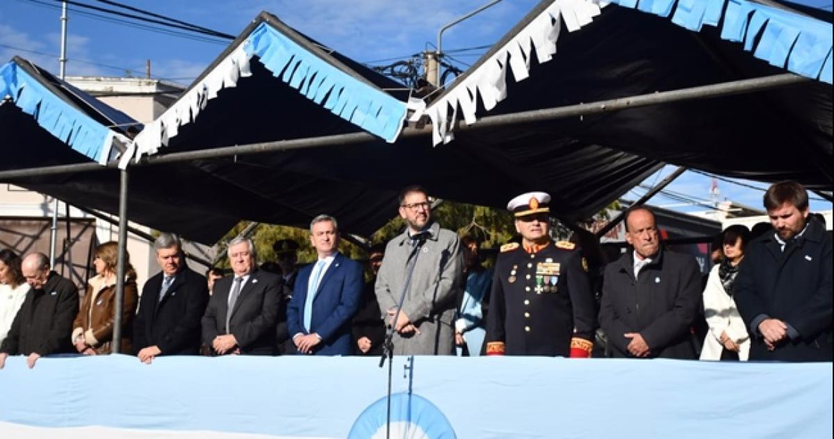 Ministros diputados y el intendente de Toay estuvieron en el palco principal