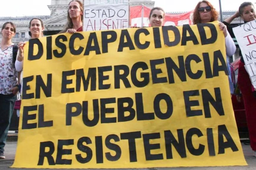Organizaciones y familias se movilizan y piden recursos para atender a personas con Discapacidad