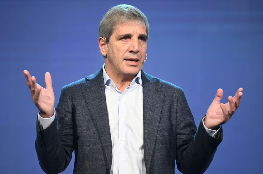 El ministro de Economía Luis Caputo propuso sumar a gobernadores y provincias para avanzar con una reforma impositiva