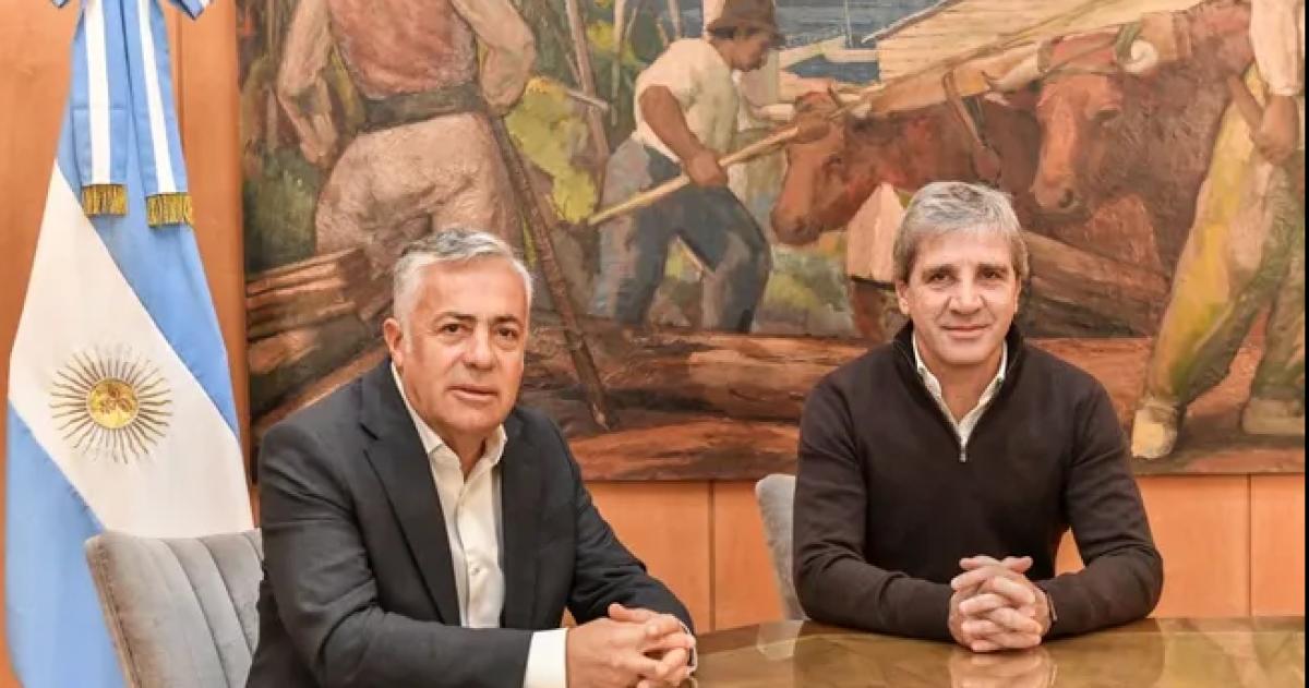 Alfredo Cornejo y Luis Caputo se reunieron la semana pasada en el ministro de Economía